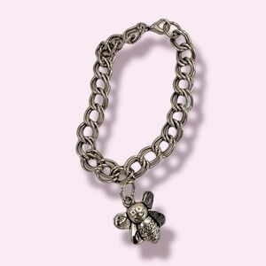 Double link chunky bee charm bracelet‎